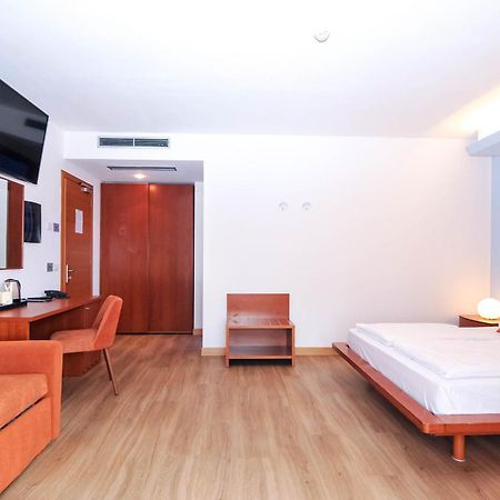 Eco Hotel Cleofe Caorle Exterior foto