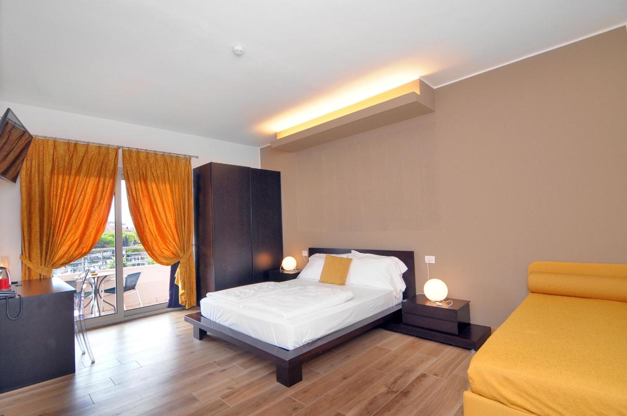 Eco Hotel Cleofe Caorle Exterior foto