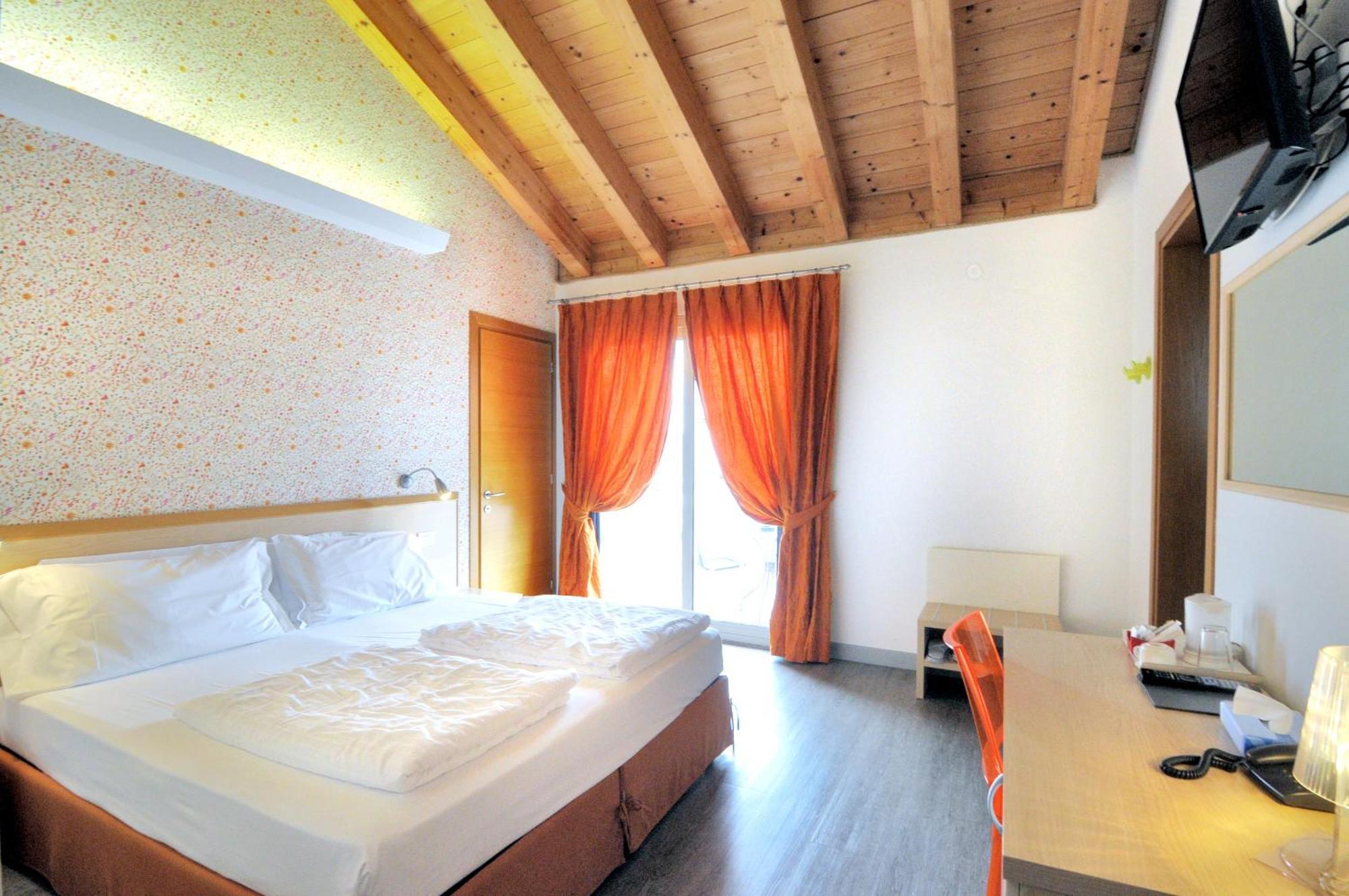 Eco Hotel Cleofe Caorle Exterior foto