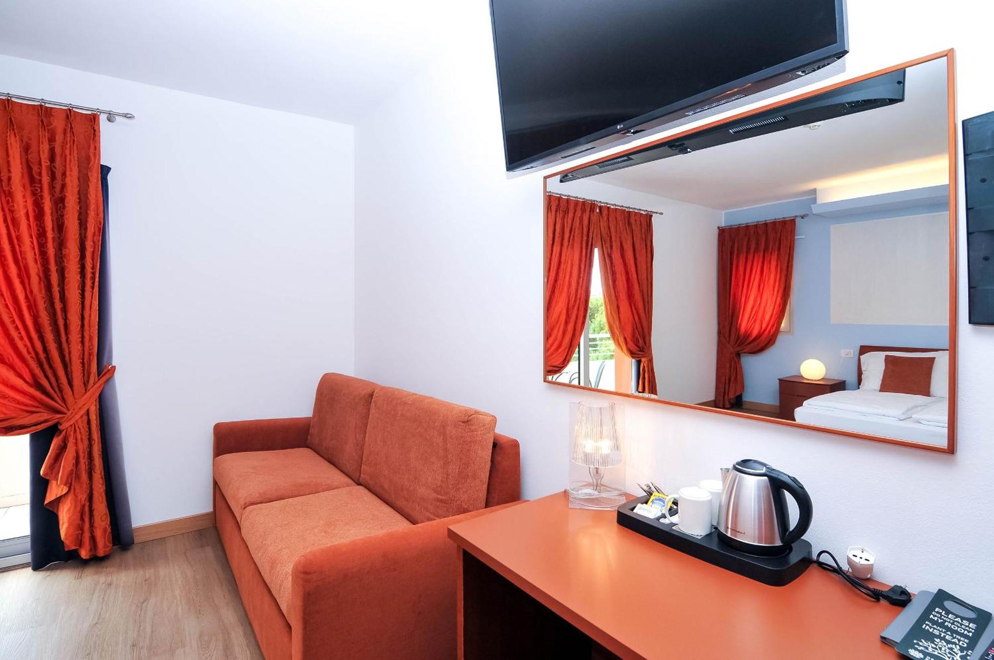 Eco Hotel Cleofe Caorle Exterior foto